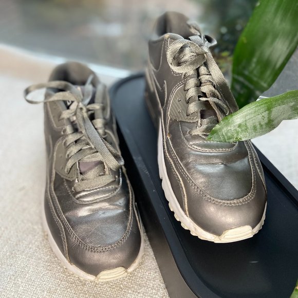 Nike Air Max 90 LTR SE GS Metallic Pewter Running Shoes, S 7 - Picture 3 of 8